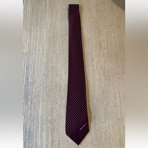 Ninna Ricci Mens Tie Red Polka Dot 100% Silk Made In France 3.5in W x 56in L - Picture 4 of 4